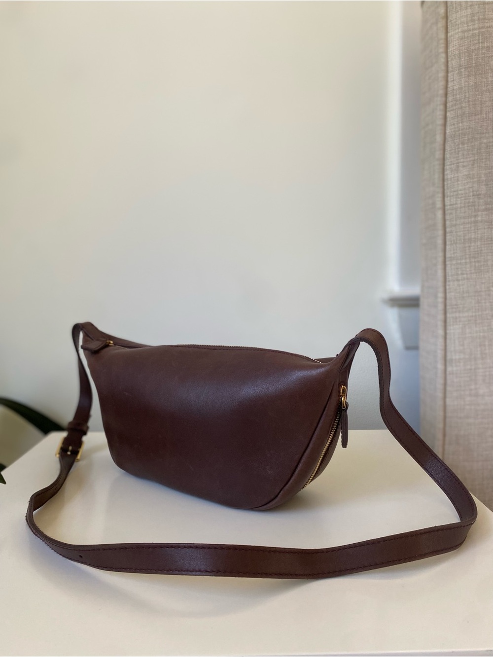 Madewell Brown Leather Crossbody Bag with Adjustable Strap